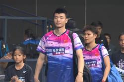 开云体育-印尼队力克马来西亚队，黄鸭组合点燃赛场