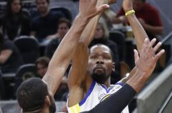 开云体育app-上海队绝杀勇士，德罗赞高光表现