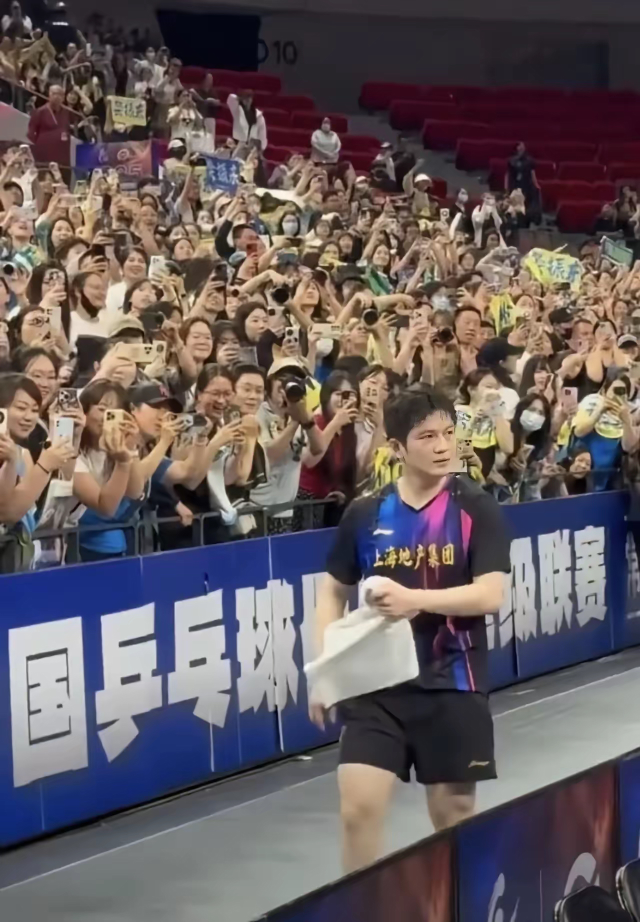 波兰乒乓球队爆冷瑞典乒乓球队,樊振东送出助攻的简单介绍 波兰乒乓球队爆冷瑞典乒乓球队,樊振东送出助攻的简单介绍