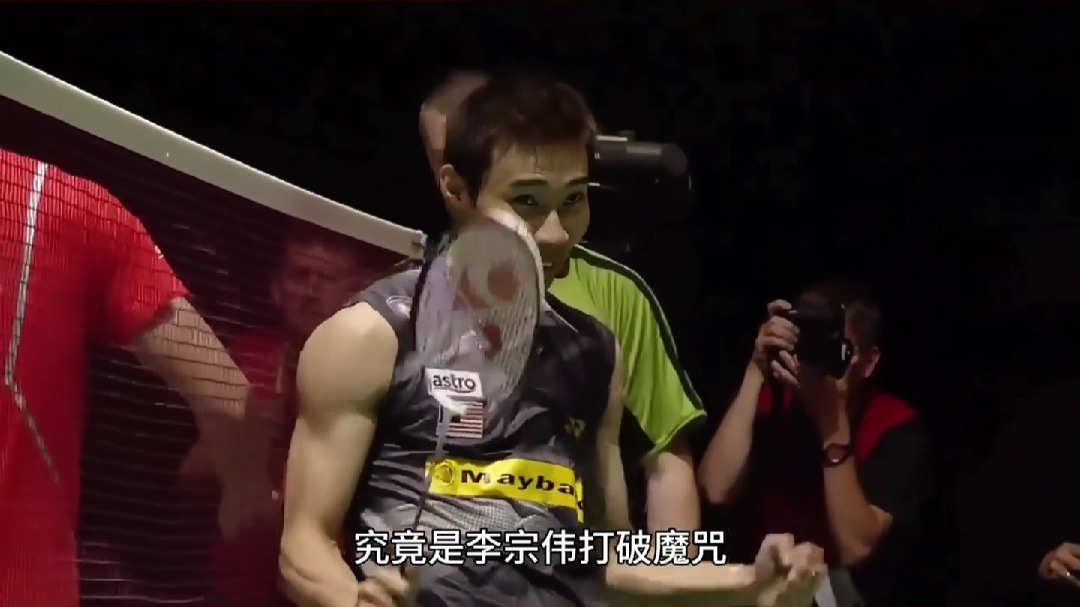 法国羽毛球队鏖战日本羽毛球队,李宗伟制霸全场 法国羽毛球队鏖战日本羽毛球队,李宗伟制霸全场