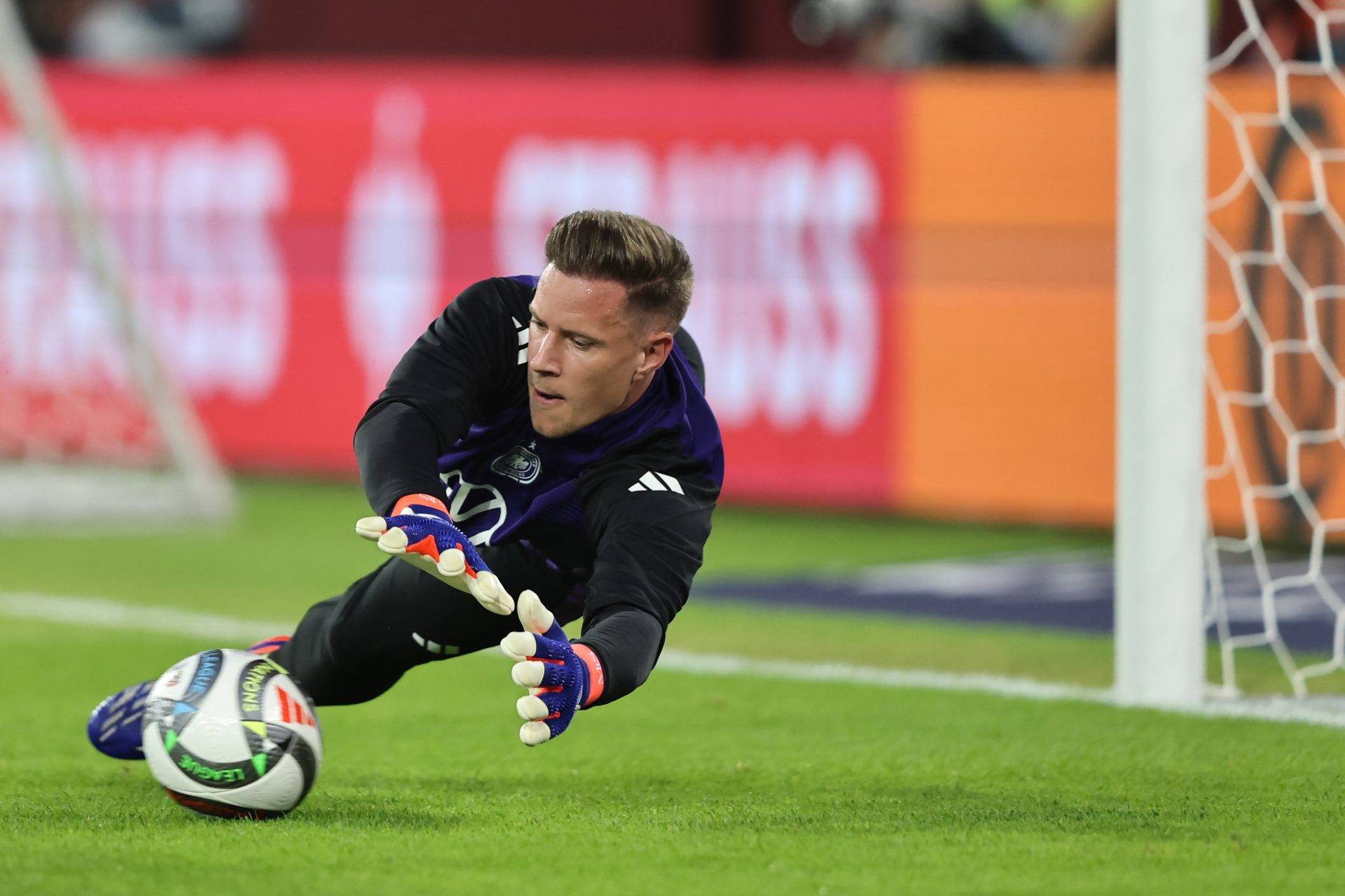 利物浦横扫智利,特尔施特根惊艳世界 利物浦横扫智利,特尔施特根惊艳世界