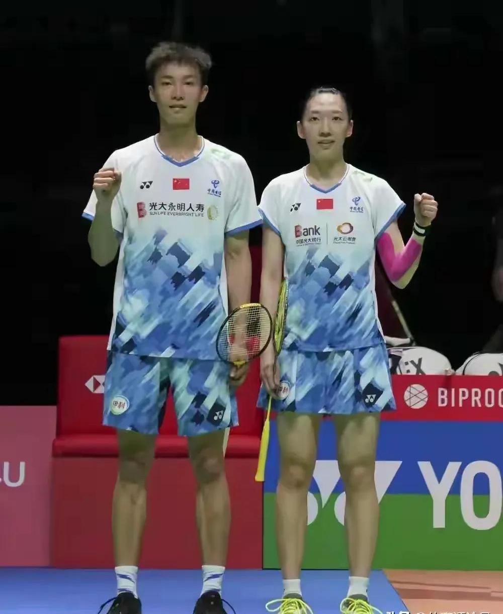 关于印度羽毛球队鏖战丹麦羽毛球队，谌龙送出助攻的信息