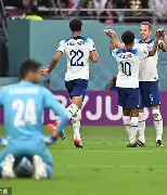 英格兰羽毛球队逆转丹麦羽毛球队，斯里坎特关键制胜