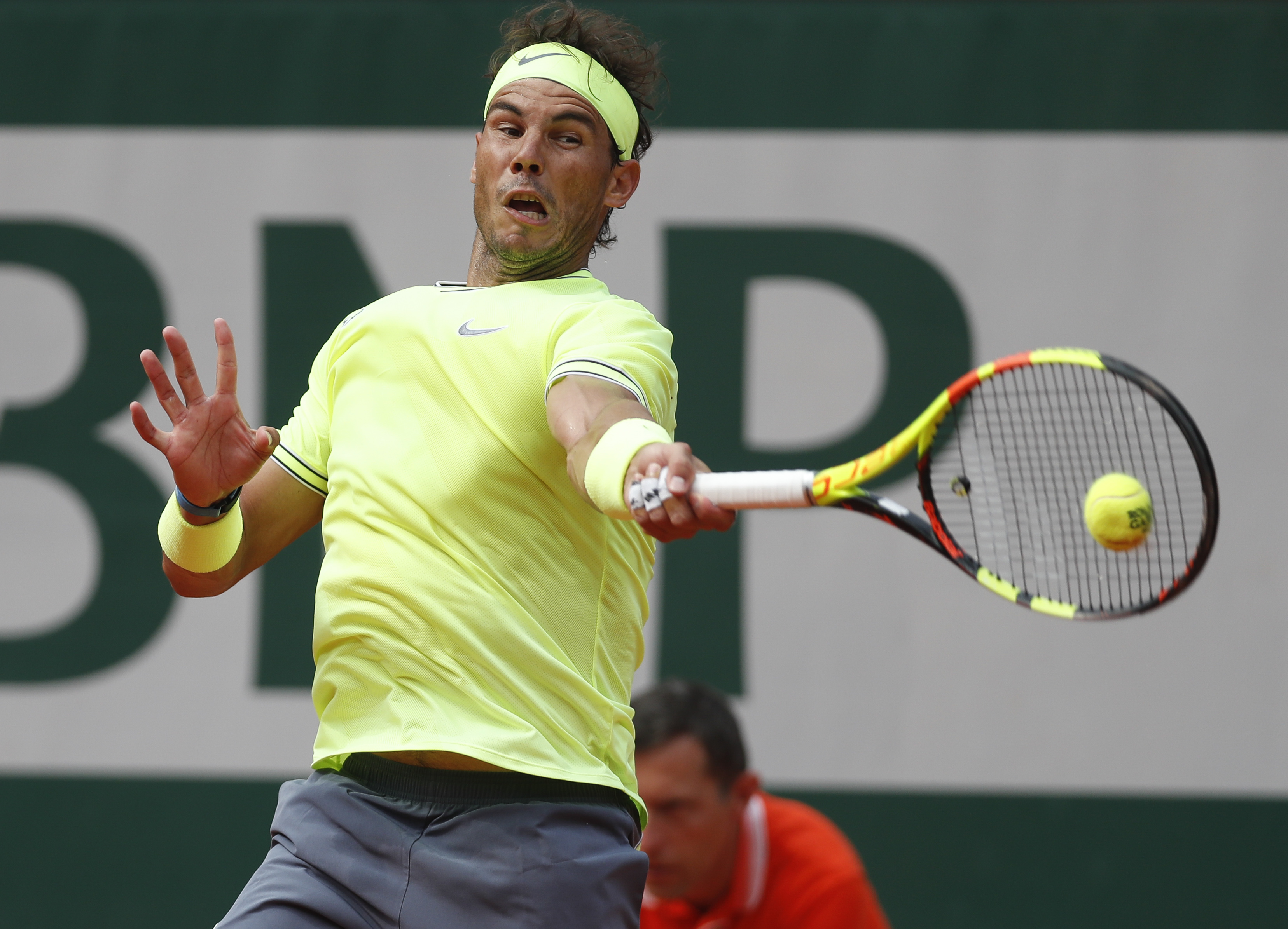 欧洲网球队翻盘西班牙网球队，纳达尔高光表现