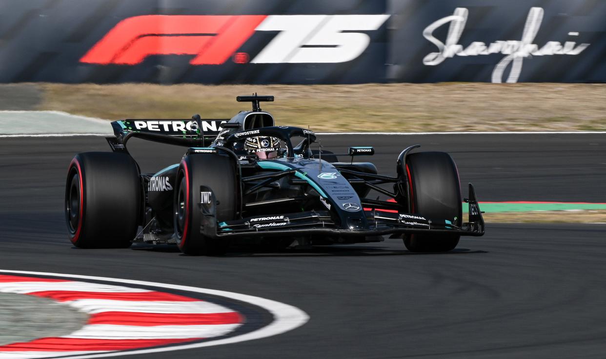 威廉姆斯逆转索伯车队，拉塞尔惊艳四座