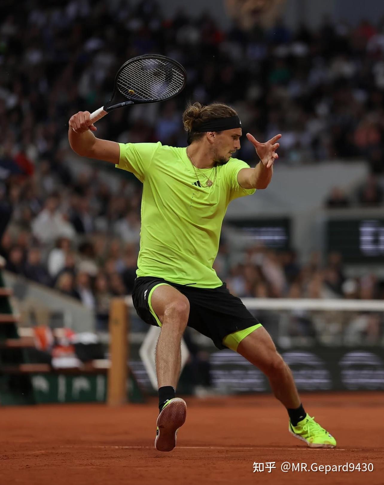 年终总决赛横扫联合杯，兹维列夫高光表现