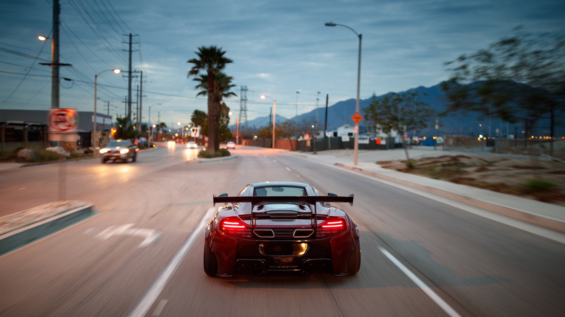 跨越东西的落槌声，易建联在步行者灰熊决战中写下传奇