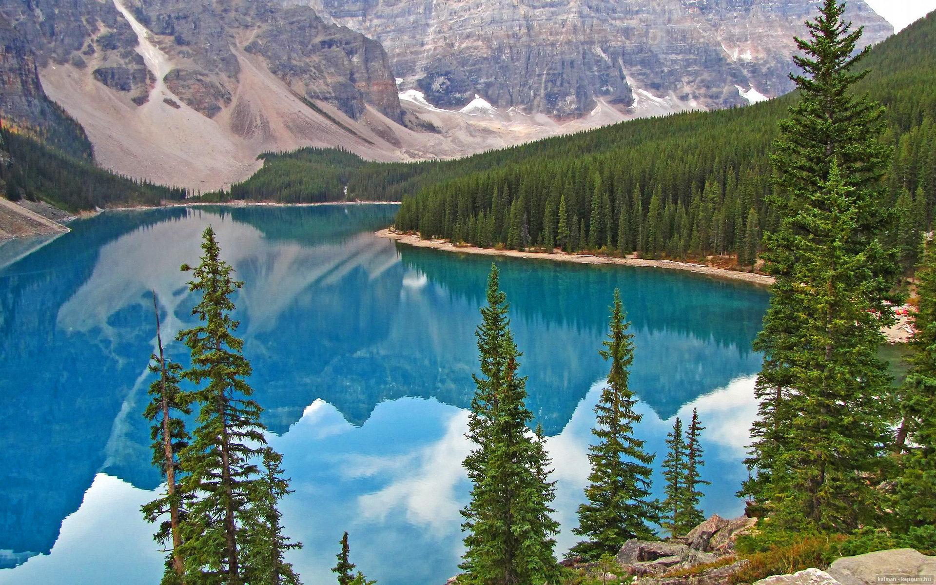 降维打击,当毕加索的画笔遇见工程图纸—论哈利伯顿如何以艺术篮球肢解工业防守